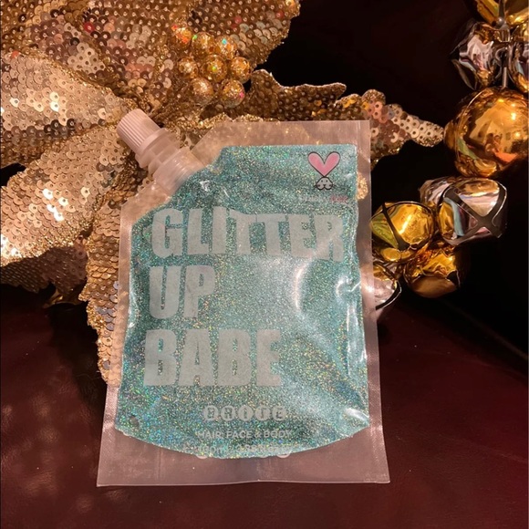 Models Own and Brite Hair, face, & body glitter - Picture 3 of 4